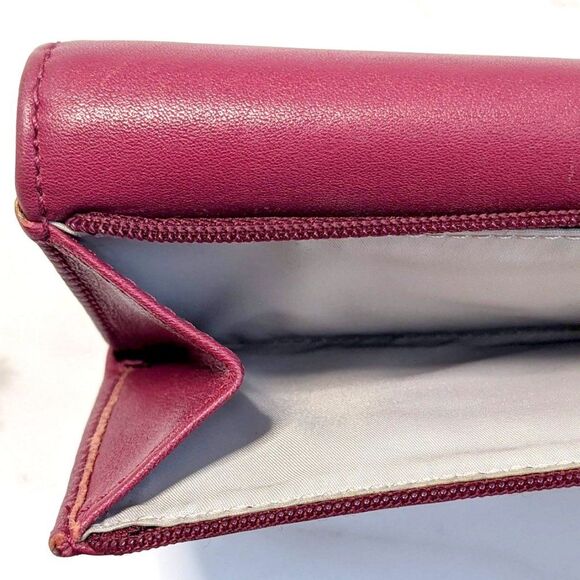 Coach Burgundy Signature Large Fold Wallet - Picture 3 of 16